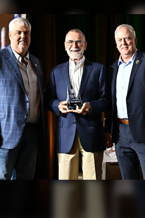 Steve Hornady Honored with DSC Foundation Legacy Award Steve Hornady Honored with DSC Foundation Legacy Award